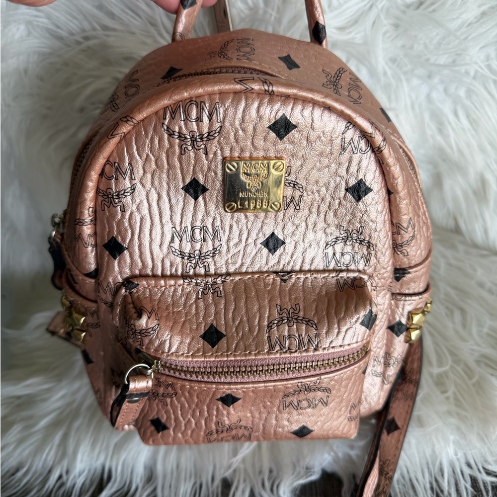 MCM Stark Bebe Boo X-Mini Backpack Metallic Rose Monogram Pink Visetos Leather - Picture 3 of 13